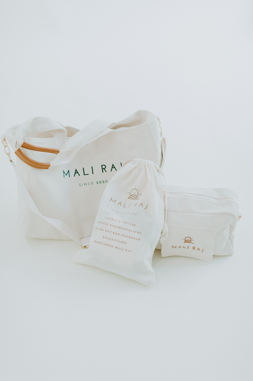 マリライ マザーズバッグ MALI RAJ マザーズバッグ ベージュ あえなく マリライ マザーズバッグ MALI RAJ マザーズバッグ ベージュ あえなく