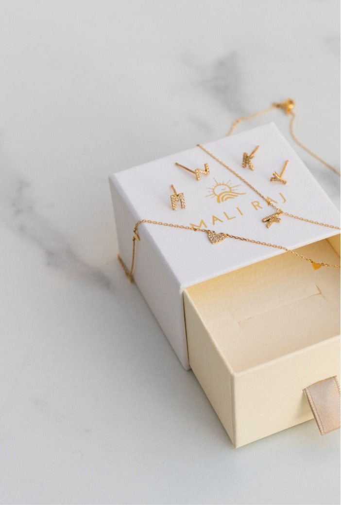 ACCESSORY – MALI RAJ
